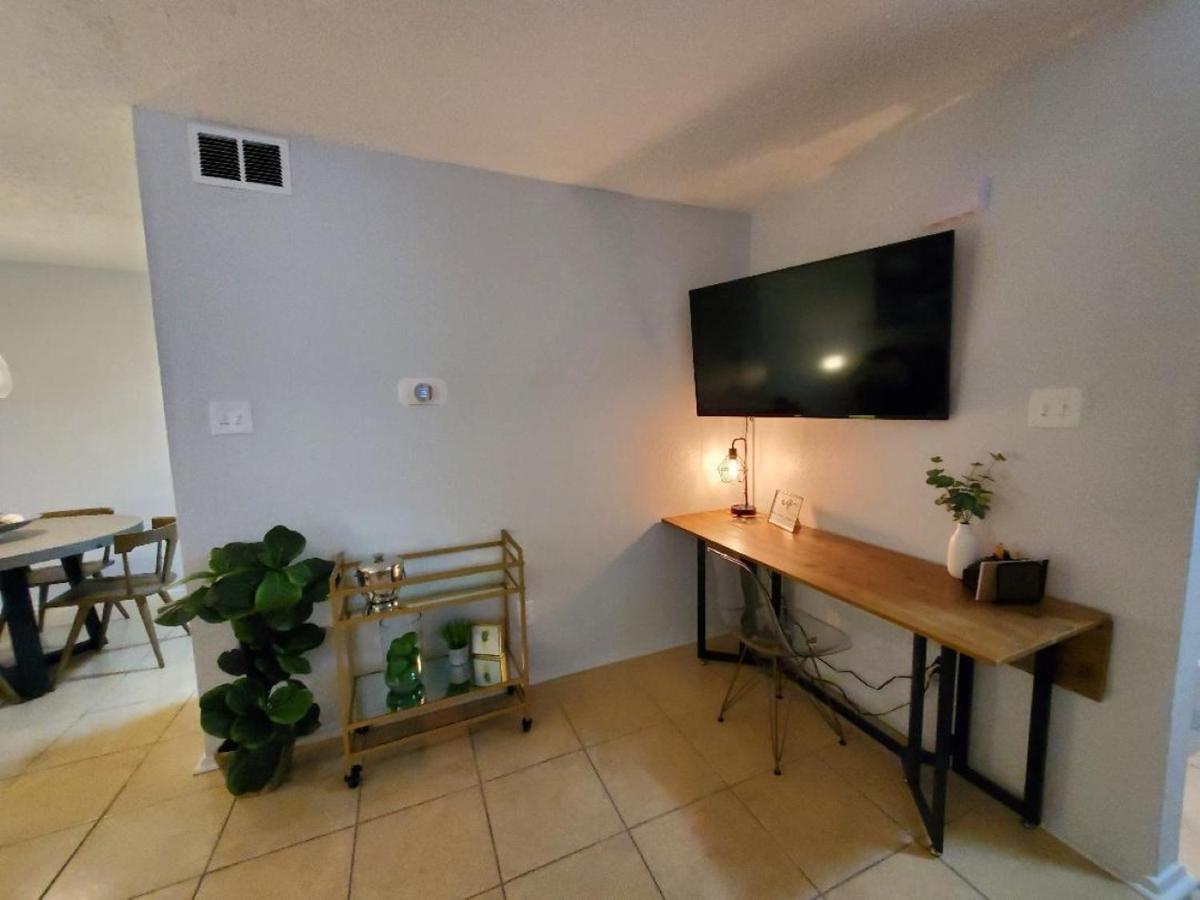 Condo Near Downtown Austin - 2Br Εξωτερικό φωτογραφία